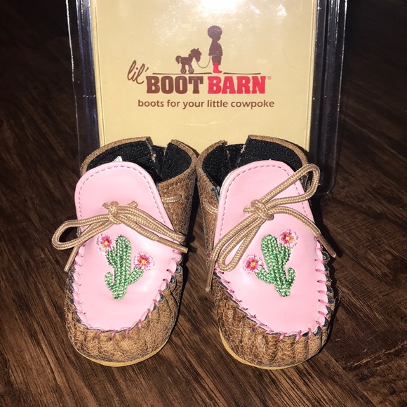 Old West Other - Boot Barn Cody James Old West Baby Girl Moccasins